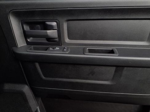 Used 2018 RAM 1500 Express w/ Express Value Package image 23