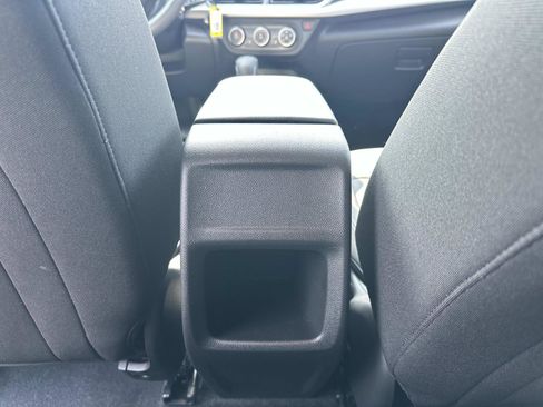 Certified 2024 Chevrolet Trax LS w/ LS Convenience Package FWD image 13