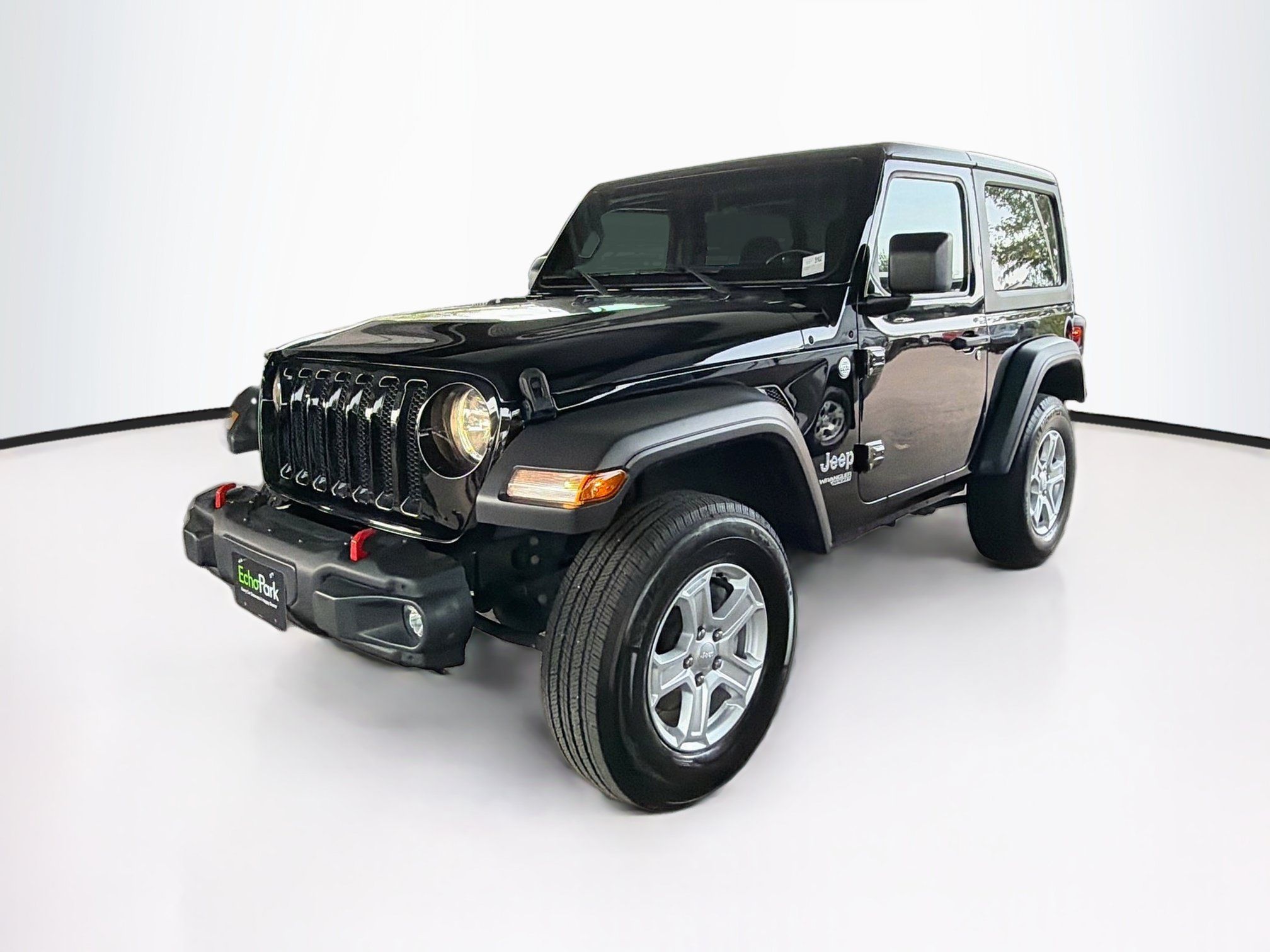 Used 2020 Jeep Wrangler Sport AWD/4WD image 3