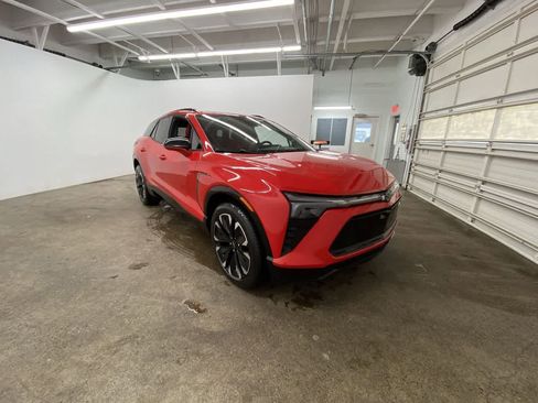 Used 2024 Chevrolet Blazer EV RS image 8