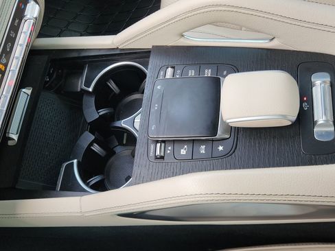 Used 2023 Mercedes-Benz GLS 450 4MATIC image 23