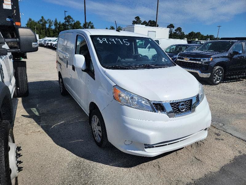 Used 2015 Nissan NV200 SV w/ Technology Package FWD image 2