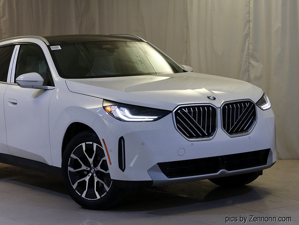New 2026 BMW X3 xDrive30i w/ Premium Package AWD/4WD image 2