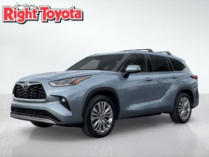 Used 2023 Toyota Highlander Platinum