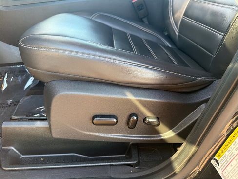 Used 2019 Ford Escape SEL image 28