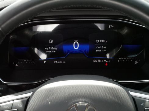 Certified 2023 Volkswagen Jetta SE FWD image 21
