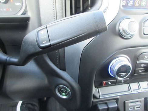 Used 2022 GMC Sierra 1500 SLT image 29