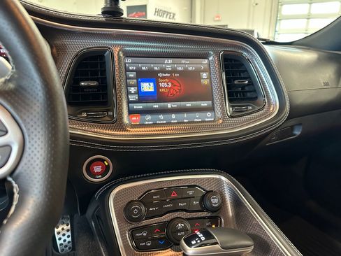 Used 2022 Dodge Challenger SRT Hellcat RWD image 30