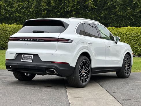 New 2026 Porsche Cayenne image 8