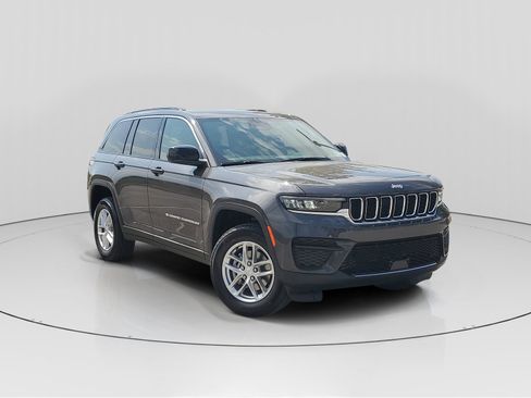 New 2025 Jeep Grand Cherokee Laredo X image 1