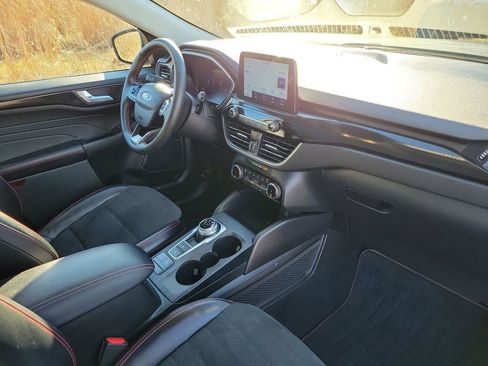 Used 2022 Ford Escape SEL w/ SEL Stealth AWD Package image 34