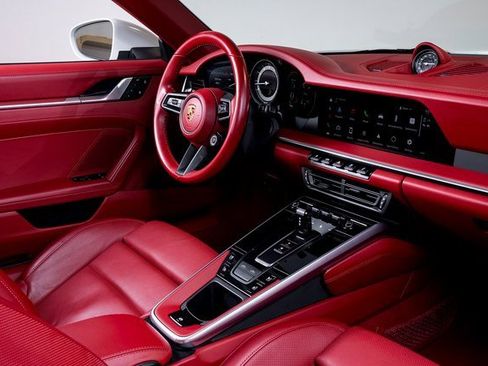 Used 2022 Porsche 911 Targa 4S w/ Premium Package image 48