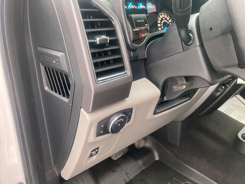 Used 2018 Ford F150 XLT w/ Trailer Tow Package image 17