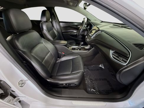 Used 2018 Chevrolet Malibu Premier w/ Premier Sun and Wheel Package image 29