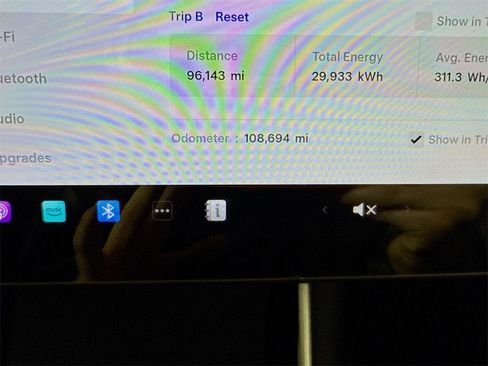 Used 2020 Tesla Model Y Long Range image 5