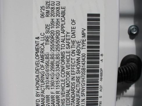 Used 2025 Honda Pilot Touring image 36