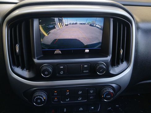 Used 2021 Chevrolet Colorado LT image 9