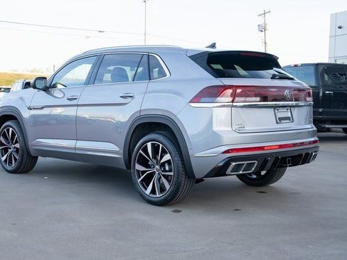 New 2026 Volkswagen Atlas Cross Sport SEL Premium R-Line AWD/4WD image 4