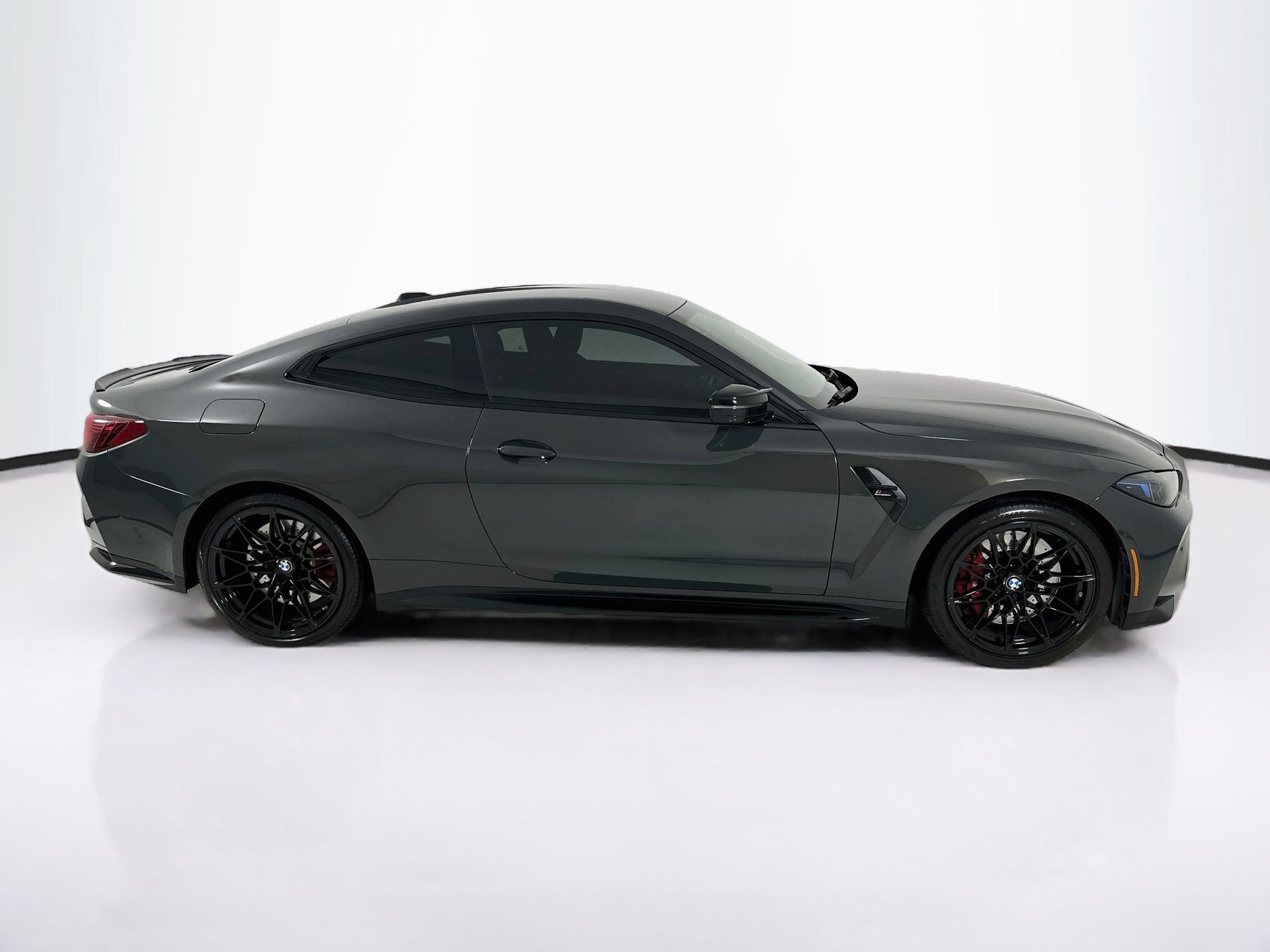 Used 2025 BMW M4 Competition w/ Executive Package RWD image 9