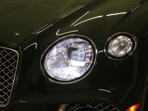 Used 2020 Bentley Continental GT image 11