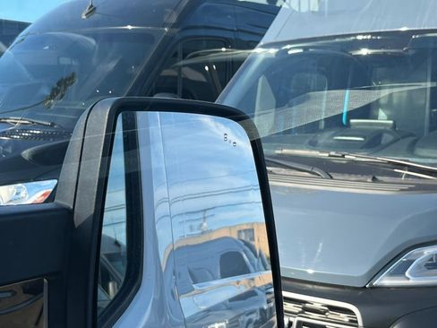 Used 2022 Ford E-Transit 148 High Roof w/ Load Area Protection Package image 19