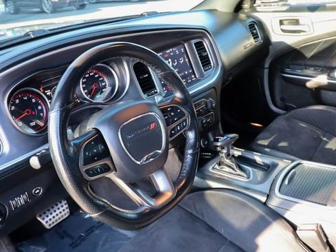 Used 2020 Dodge Charger Scat Pack w/ Dynamics Package image 32