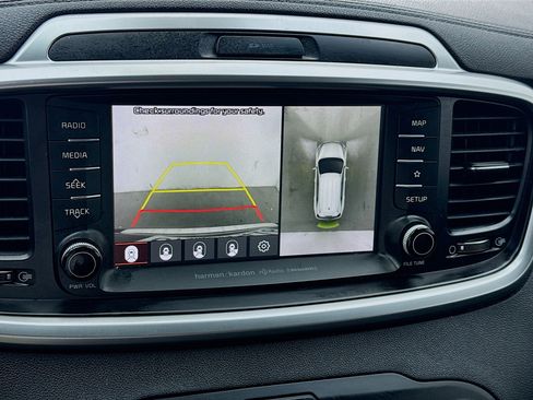 Used 2020 Kia Sorento SX FWD image 10