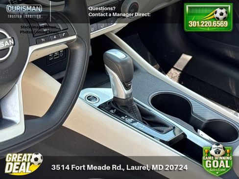 Used 2025 Nissan Altima 2.5 SV FWD image 15