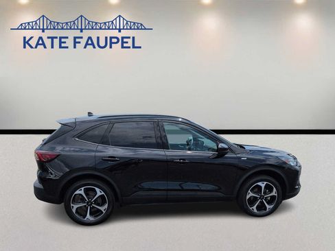 Certified 2025 Ford Escape ST-Line Select w/ Tech Pack #1 AWD/4WD image 8
