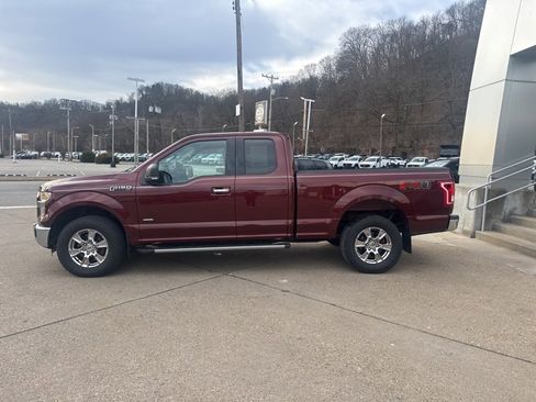 Used 2016 Ford F150 XLT w/ Equipment Group 302A Luxury image 4