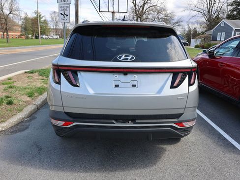 Used 2023 Hyundai Tucson SEL w/ Convenience Package image 4