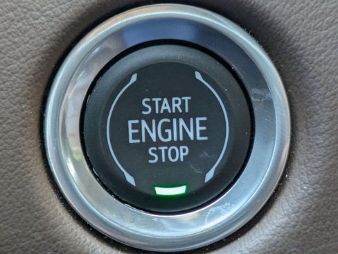 Used 2023 Chevrolet Tahoe High Country image 32