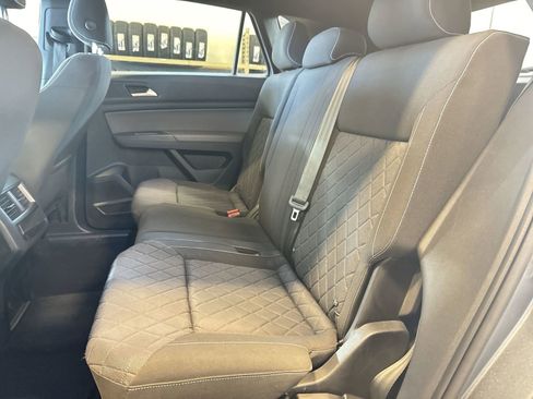 Used 2021 Volkswagen Atlas Cross Sport S image 21