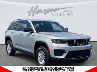Used 2025 Jeep Grand Cherokee Laredo