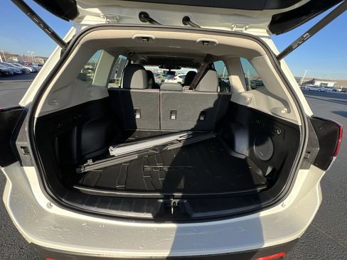 Used 2024 Subaru Forester Sport image 26