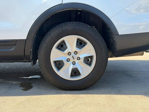 Used 2013 Ford Explorer 4WD image 17