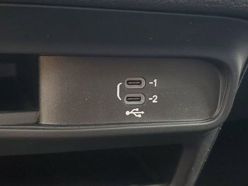 New 2026 Chrysler Pacifica Select image 31