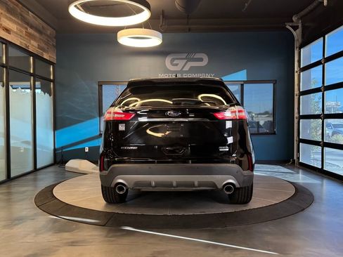 Used 2019 Ford Edge SEL w/ Equipment Group 201A AWD/4WD image 4
