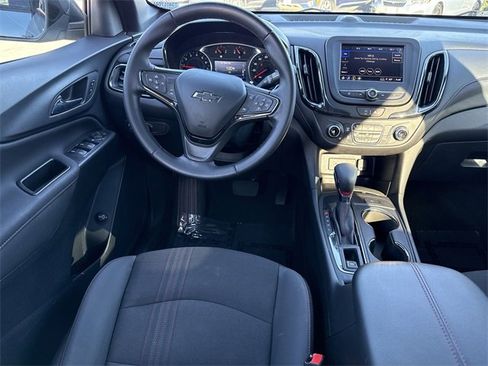 Used 2023 Chevrolet Equinox RS image 10
