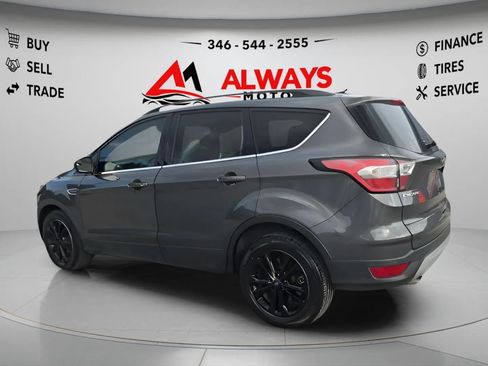 Used 2018 Ford Escape SE FWD image 6
