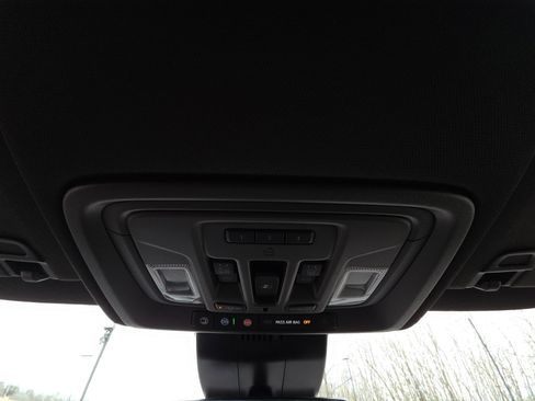 Used 2024 GMC Sierra 2500 Denali w/ Denali Reserve Package image 26