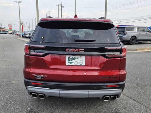 New 2025 GMC Acadia Elevation image 8