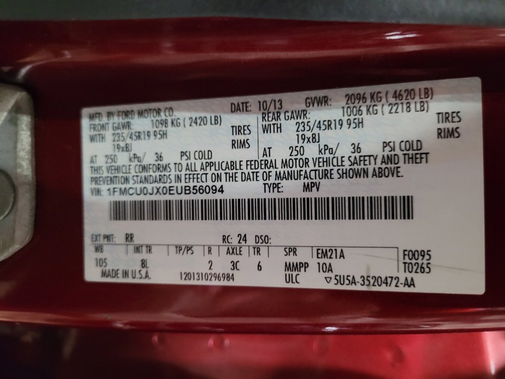 Used 2014 Ford Escape Titanium w/ Equipment Group 401A FWD image 33