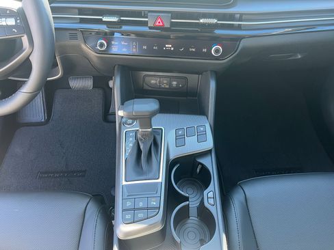New 2026 Kia Sportage SX image 28