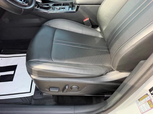 Certified 2023 Kia Sorento SX AWD/4WD image 20