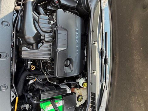 Used 2015 Buick Verano FWD image 28