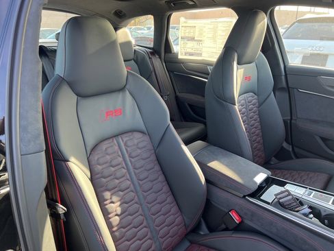 New 2025 Audi RS 6 performance image 8