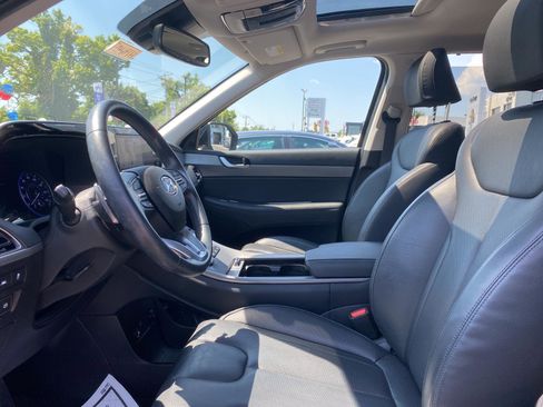 Used 2022 Hyundai Palisade SEL w/ Premium Package image 12