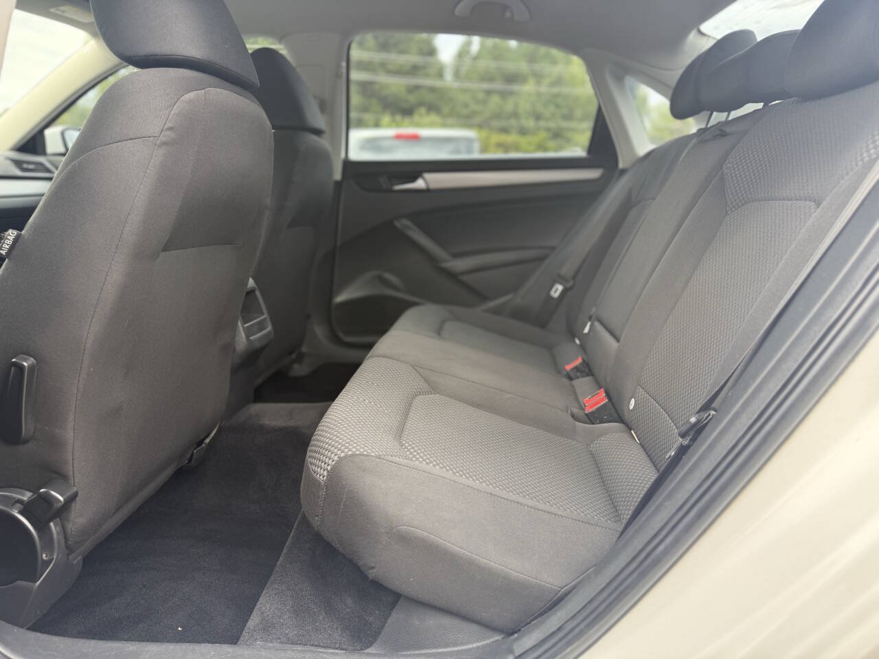 Used 2012 Volkswagen Passat 2.5 S FWD image 13