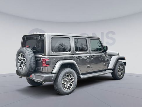 New 2026 Jeep Wrangler Sahara image 7